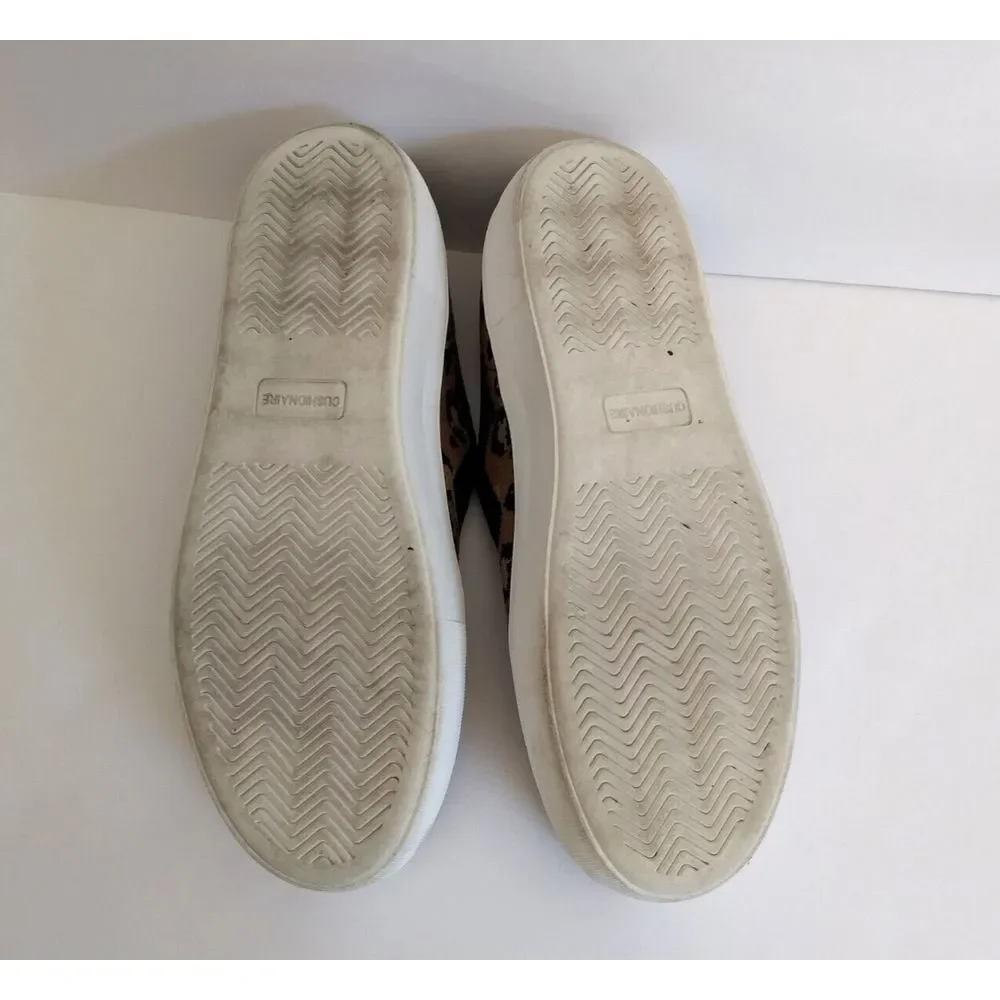 Cushionaire Leopard Print Slip On‎ Knit Sneakers Rory Women's 8M Heel Tab